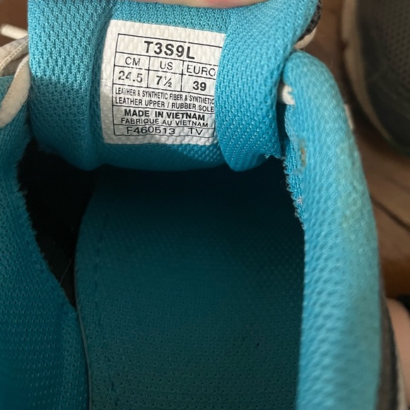 ASICS | Gray and Blue Athletic Shoes - Picture 5 of 7